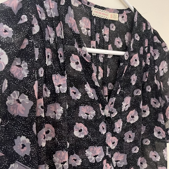 Pins and Needles Blouse S - Picture 4 of 7